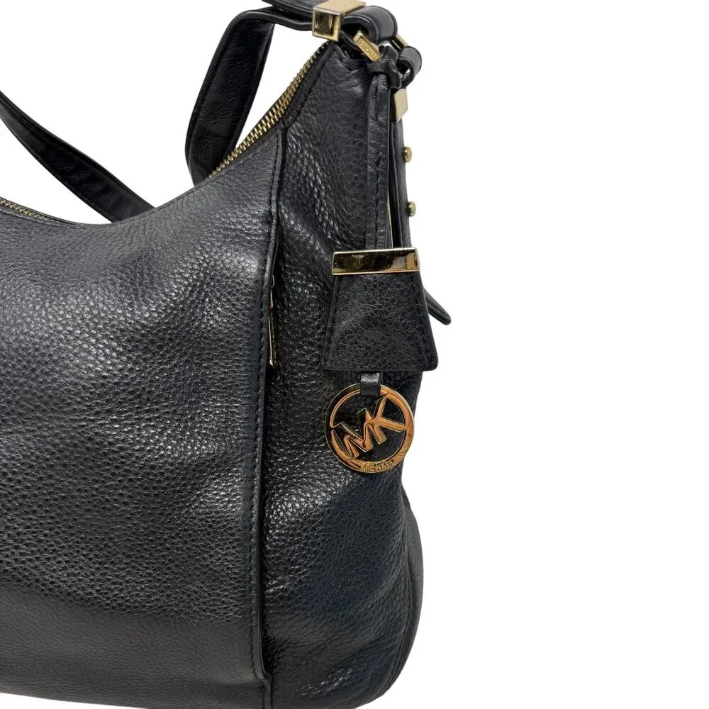 Michael Kors Bowery Black Pebbled Leather Hobo‎ Bag Front Vertical Zip Pockets